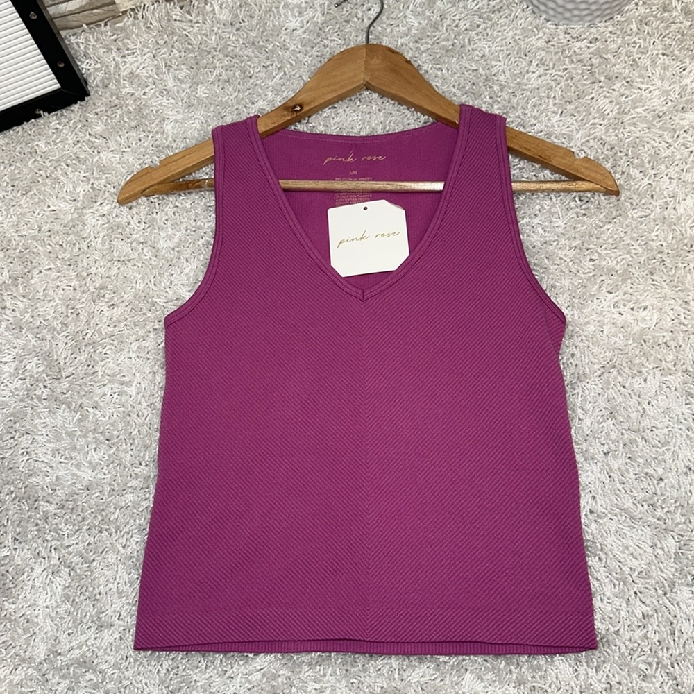PINK ROSE Ribbed V Neck Jammin Razz Tank Top. - Picture 5 of 7